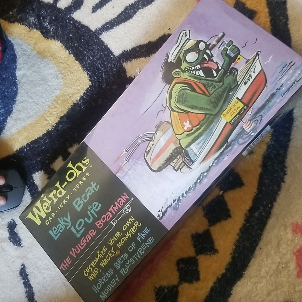 Weird-ohs model kit